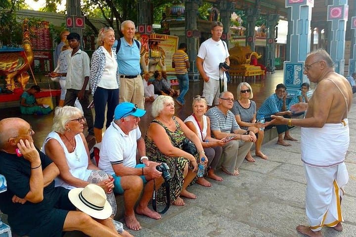 Discover the Soul of Chennai on a Marina Beach Walking Tour photo 4