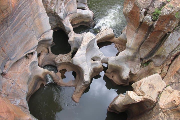 Panorama Route Full-Day Tour from Hazyview — Blyde River Canyon, Gods Window & Bourke's Luck Potholes photo 6