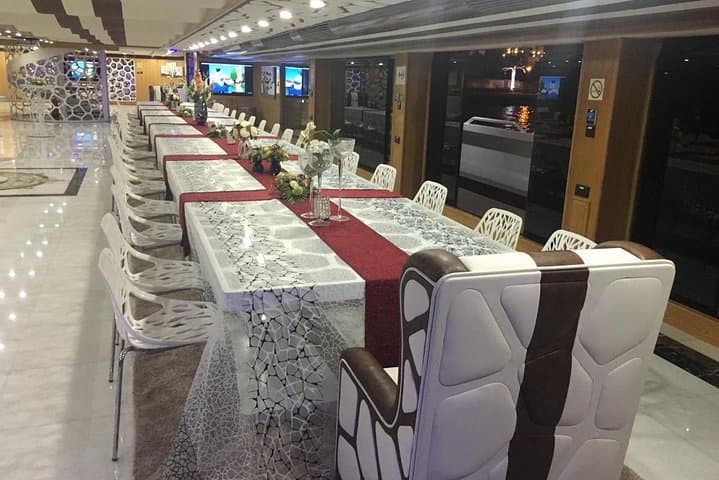 Dubai Marina 5-Star Dinner Cruise on the Lotus Mega Yacht photo 3