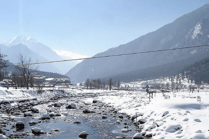 Kashmir Paradise on Earth: 7-Day Srinagar, Gulmarg & Pahalgam Adventure photo 5