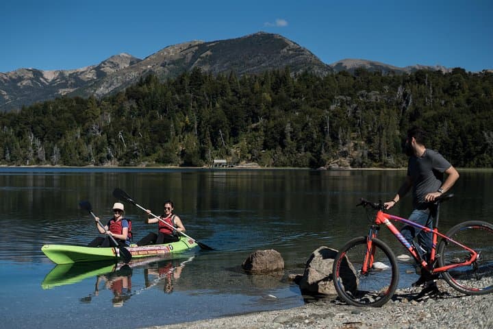 Circuito Chico MTB and Lake Moreno Kayak/SUP Combo — Full-Day Bariloche Adventure