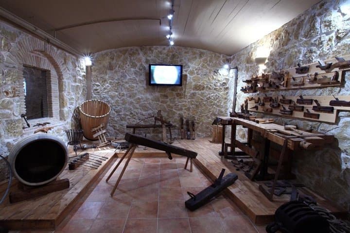 4x4 Wine Tour from Athens to Marathon Lake & Oinotria Winery photo 4