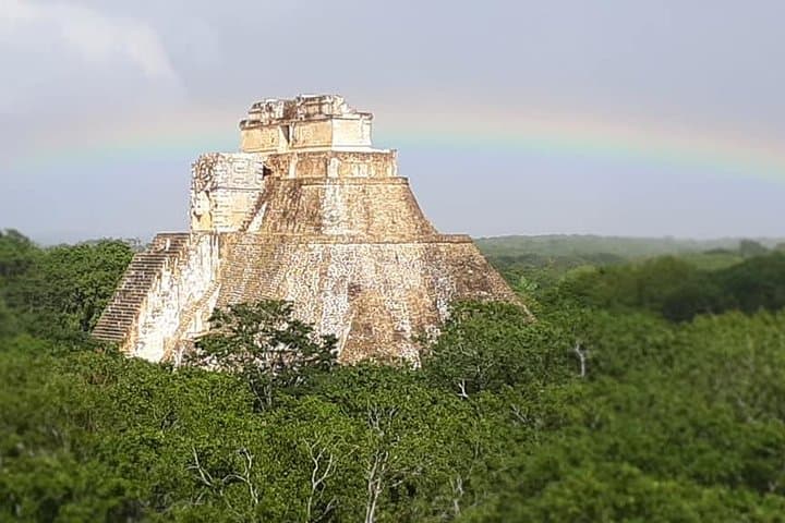 Private Yucatan Highlights Tour: Chichen Itza, Uxmal, Cenote & Tulum in 3 Days
