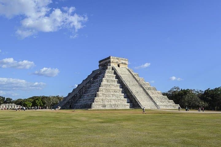 Chichen Itza, Ik Kil & Hubiku: Full-Day Tour from Cancún with Cenote Swims photo 6