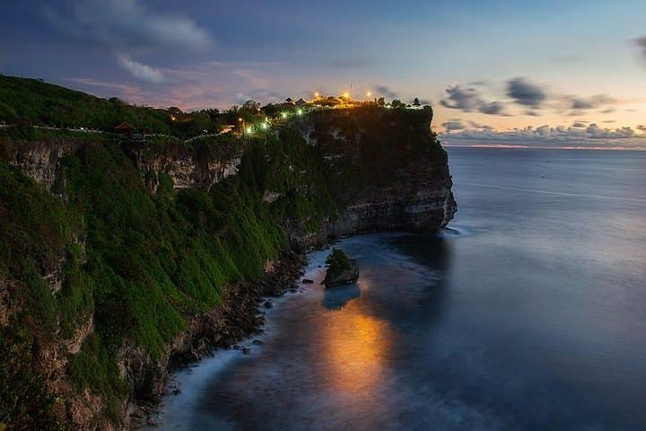 Bali Uluwatu Spa, Banana Boat & Jimbaran Sunset Dinner Tour photo 2
