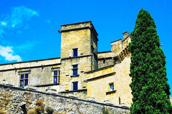 Private Luberon Hilltop Villages Tour — Gordes to Lourmarin photo 1