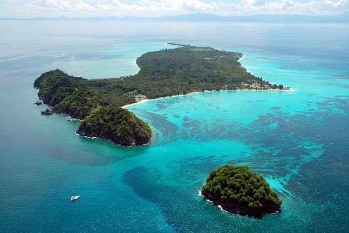 Mantanani Island Snorkeling Tour from Kota Kinabalu — Beginner-Friendly House Reef Adventure photo 6