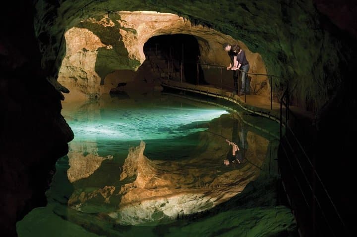 Jenolan Caves and Blue Mountains Private Day Tour from Sydney photo 2