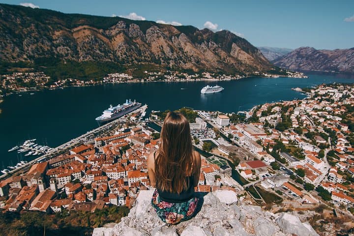 Day Tour Montenegro: Cetinje, Njeguši, Kotor & Budva