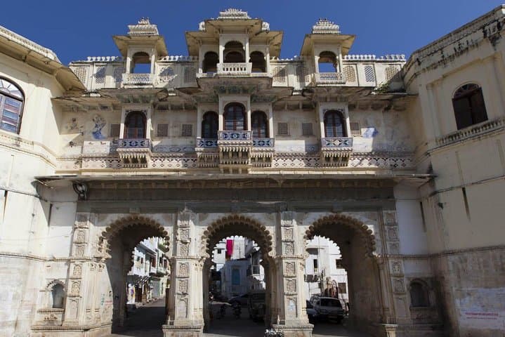 Udaipur City Highlights: Guided Tour with Next-Day Drop-Off to Jaipur photo 2