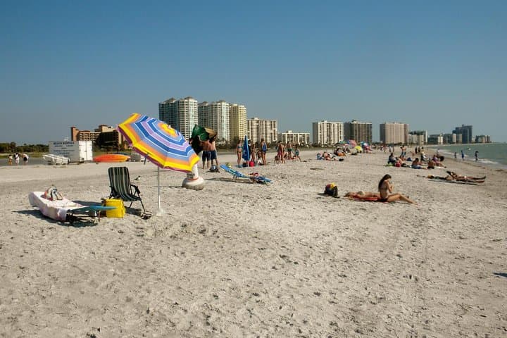 Clearwater Beach Bus Express: Day Trip from Orlando to Pier 60 & the Gulf photo 3