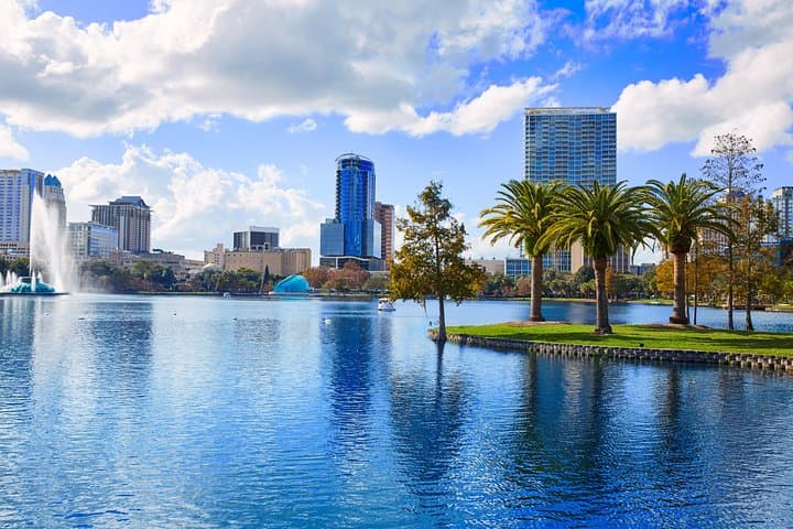 ICONic City Tour of Orlando: Winter Park Boat Cruise, Lake Eola & ICON Wheel photo 3