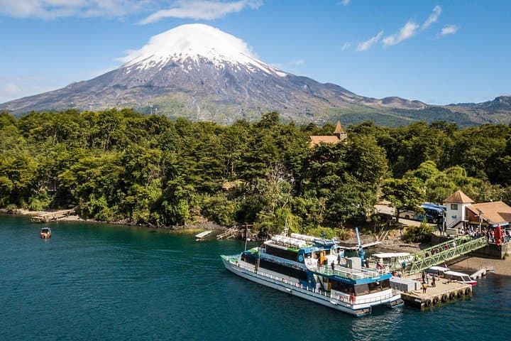 Cruce Andino: Scenic One-Way Journey from Bariloche to Puerto Varas photo 3
