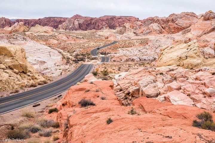 Valley of Fire Day Tour from Las Vegas — Hiking Nevada's Red Rock Labyrinth photo 2