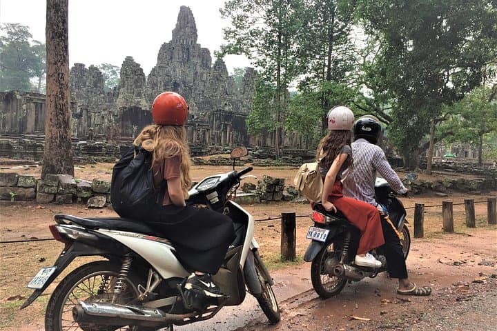 Angkor Wat & Phnom Bakheng Sunset Motorcycle Tour — Private Siem Reap Temple Ride photo 1