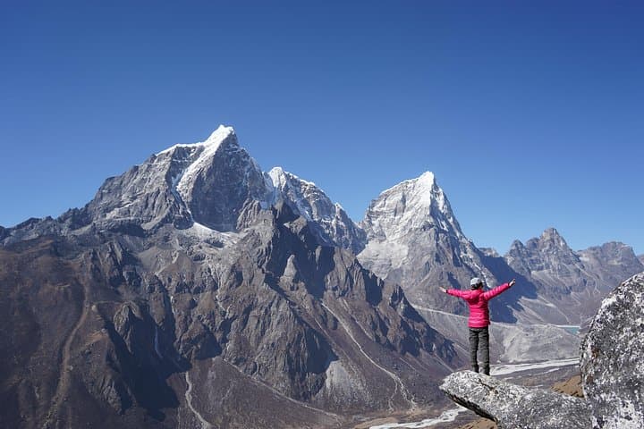 Everest Base Camp Trek: 12-Day High-Altitude Trek from Lukla to Kalapatthar photo 3
