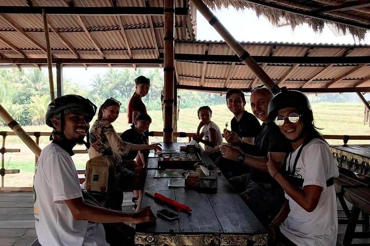 Electric E‑Bike Tour to Tanah Lot, Canggu Rice Fields & Black Sand Beaches photo 4