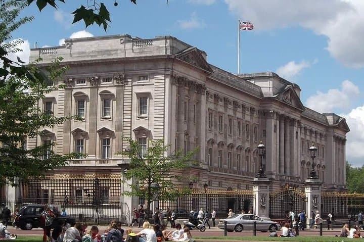 Private London Highlights Taxi Tour — Buckingham, Westminster & Big Ben photo 2