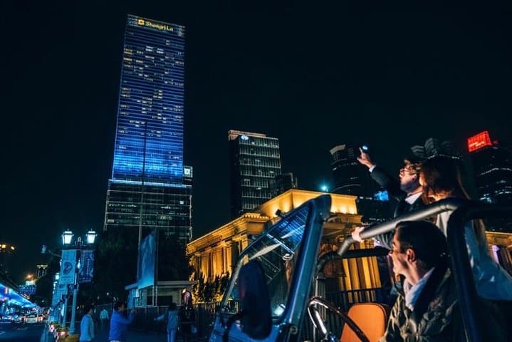 Shanghai Chic Night Ride: Convertible Jeep Downtown Tour (2 Hours) photo 6
