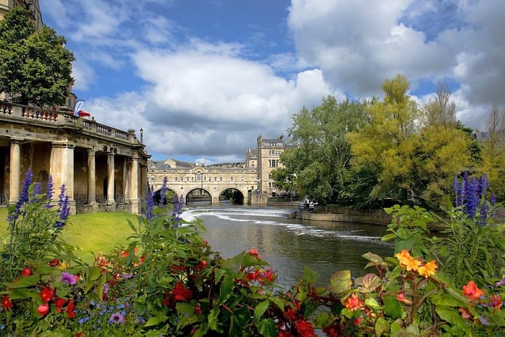 Stonehenge and Bath Day Trip from London — Roman Baths & Prehistoric Stones photo 4