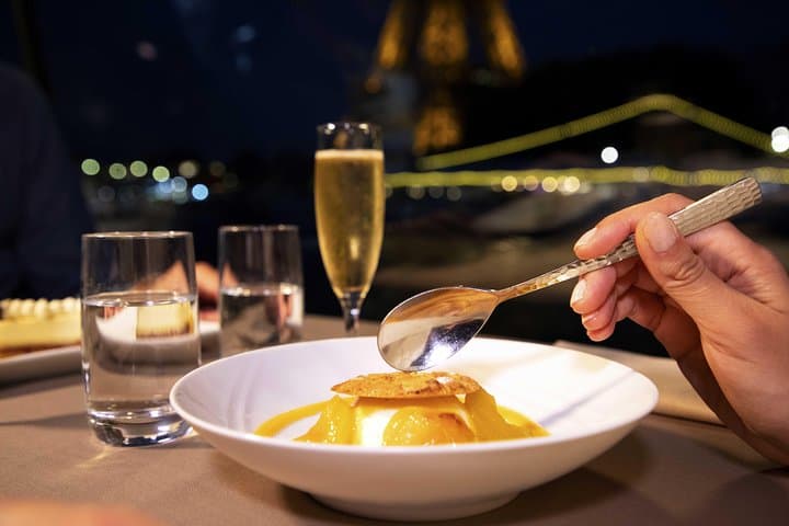 Dinner & Sightseeing Cruise: Gourmet Dining on the Seine by the Eiffel Tower photo 3