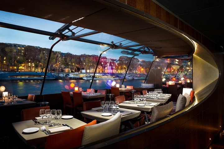 Dinner & Sightseeing Cruise: Gourmet Dining on the Seine by the Eiffel Tower photo 2