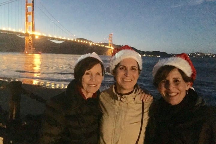 San Francisco Holiday Lights Tour: VW Bus Evening Ride to Union Square & Golden Gate Views photo 3