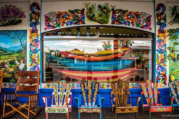 Private Sarchí Oxcart Tour & Handicraft Shopping from San José photo 4