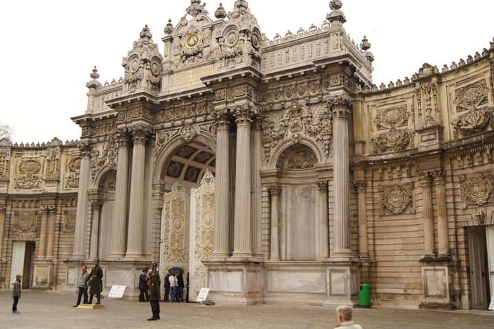 Istanbul Full-Day: Bosphorus Cruise, Beylerbeyi Palace & Spice Bazaar photo 3