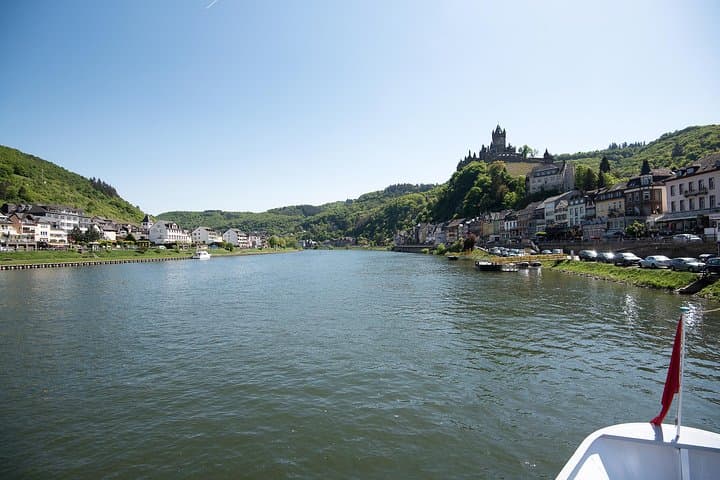 Cochem 1-Hour Moselle Sightseeing Cruise — Panoramic River Tour & Reichsburg Views photo 3