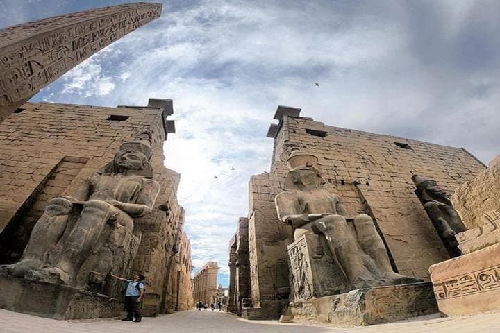8-Day Private Egypt: Pyramids, Nile Cruise, Overnight Trains & Aswan