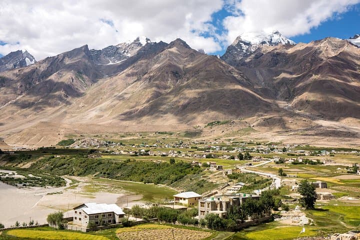 Zanskar Valley Road Adventure: 8-Day Rafting, Glaciers & Monastery Tour
