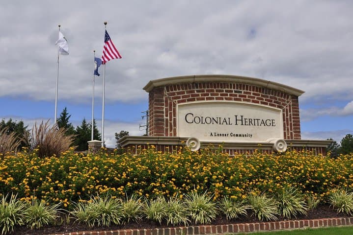 Virginia Historic Adventure: Charlottesville to Jamestown, Bacon's Castle & Fort Wool photo 1