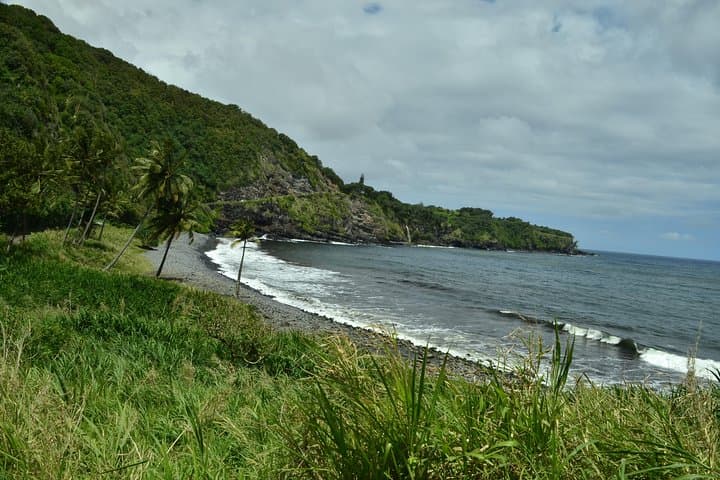 Road to Hana Day Tour from Lahaina — Pickup, Breakfast & Lunch Included photo 3