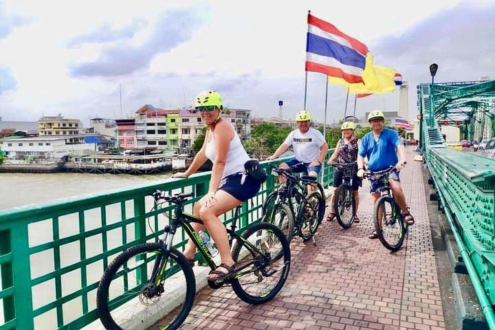 Bangkok Riverside Bike Tour: Talad Noi, Chinatown & Flower Market (3-Hour Morning Ride)