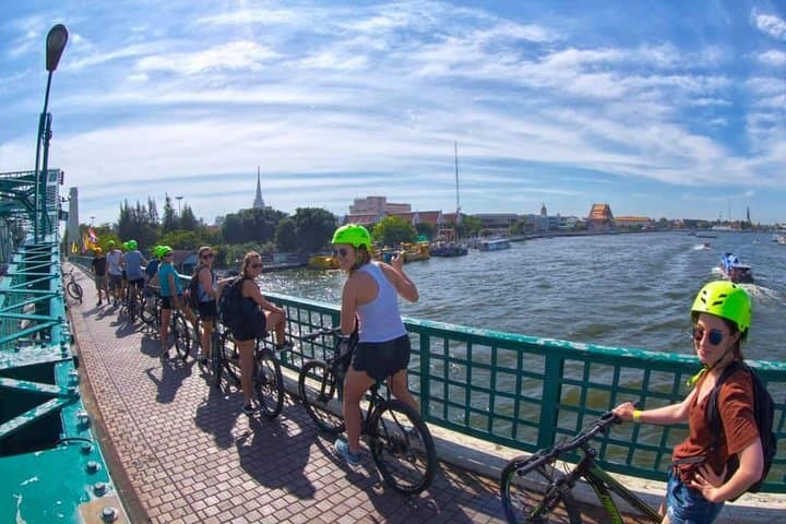Bangkok Riverside Bike Tour: Talad Noi, Chinatown & Flower Market (3-Hour Morning Ride) photo 4