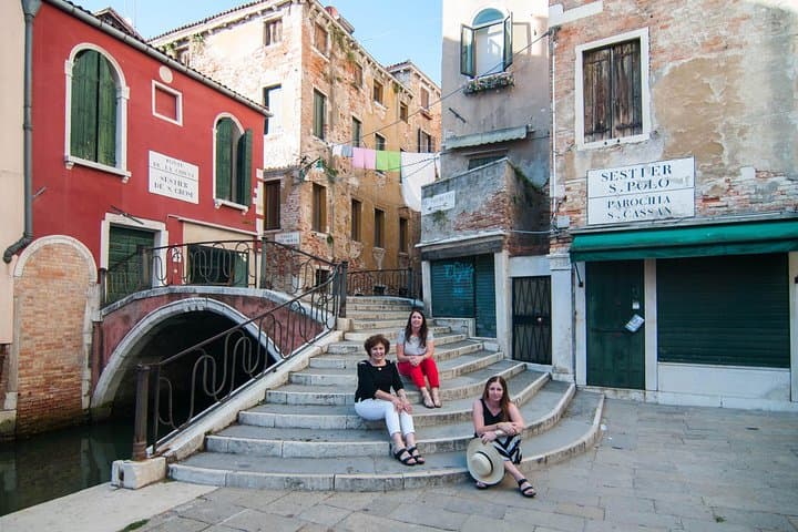Venice VIP Photo Session — Private Two‑Hour Photoshoot on the Canals photo 4