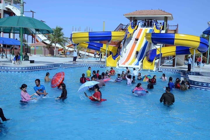 Sunway Lagoon Day Ticket with Return Transfer from Kuala Lumpur — Water Park, Wildlife & Nickelodeon Lost Lagoon photo 6