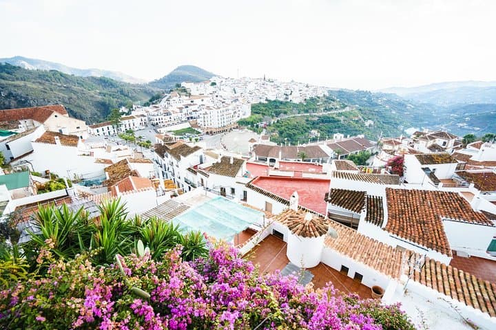 Nerja & Frigiliana Day Trip from Granada: Nerja Caves, Balcón de Europa & Frigiliana