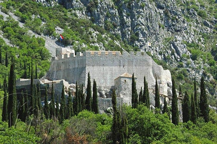 Private Konavle Countryside Excursion from Dubrovnik — Cavtat, Vineyards & Falcon View photo 6