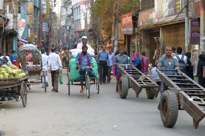 Dhaka Street Photography Walking Tour: Old Dhaka, Sadarghat & Local Life photo 3