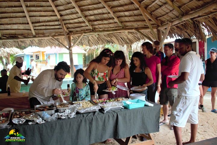 Bacardi Island Day Pass — Cayo Levantado Beach Escape in Samaná Bay photo 3