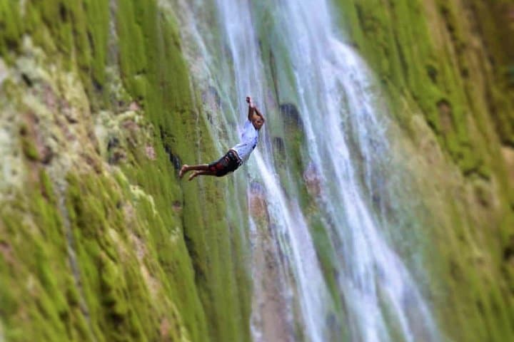 Hike Salto El Limón Waterfall: Guided Trek in Samaná, Dominican Republic photo 3
