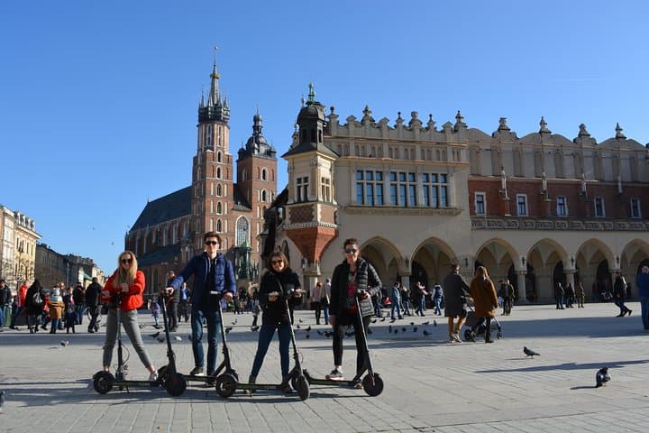 Kraków Electric Scooter Tour: 20 km Guided Ride Through Old Town & Kazimierz