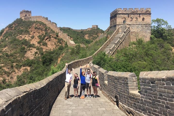 Hiking Jinshanling Great Wall: Routes, Logistics & Local Tips