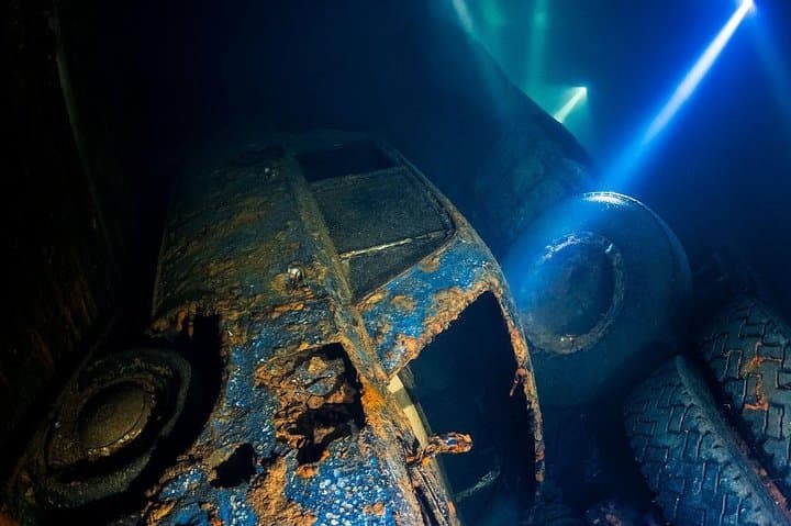 Diving the Zenobia Wreck: Private Advanced Wreck Dives in Larnaka, Cyprus photo 4