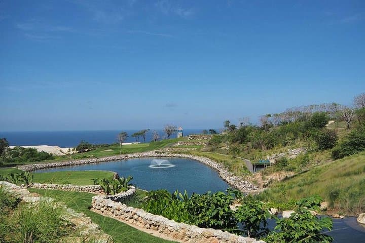 Bukit Pandawa Golf Club: Cliffside Par-3 Challenge with Indian Ocean Views photo 4