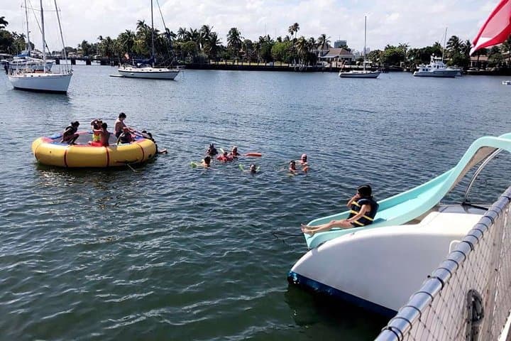 Sail & Splash Excursion in Fort Lauderdale — Catamaran Cruise, Snorkel & Water Trampoline photo 4
