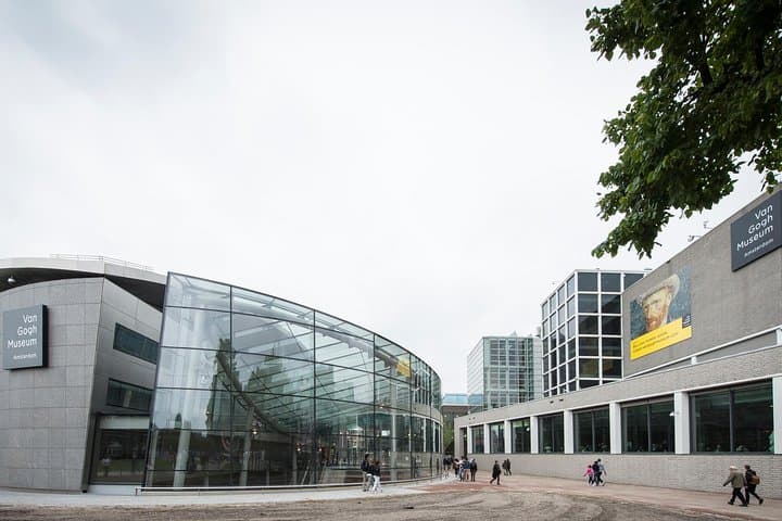 Amsterdam Canal Cruise and Van Gogh Museum Timed Entry photo 2