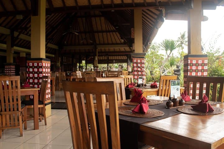 Ubud Cultural Circuit: Barong Dance, Tegenungan Waterfall & Goa Gajah in a Day photo 4